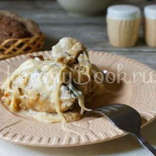 Щука под майонезом