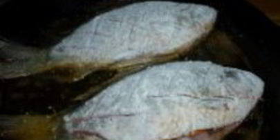 шустрый карась жареный в соусе