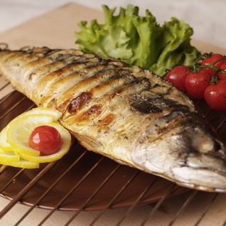 Скумбрия на решетке