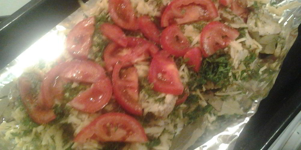 Рецепт треска, запеченная с сыром и помидорами