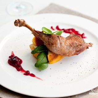 Цесарка запеченная в духовке