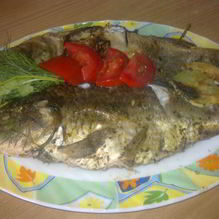 Рецепт Запеченые карпики с зеленью и кабачками