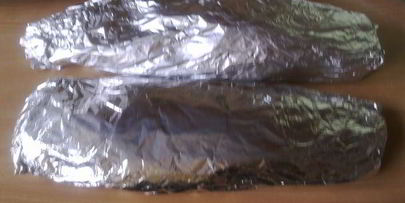 запеченые карпики с зеленью и кабачками