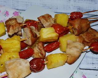 Куриный шашлык с ананасом