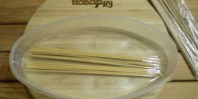 куриные шашлычки на шпажках в духовке