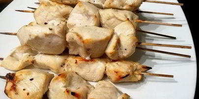 куриные шашлычки с арахисовым соусом