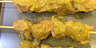 куриные шашлычки с яичной лапшой