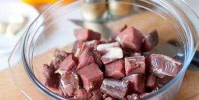 шашлычки из говядины с грибами и луком