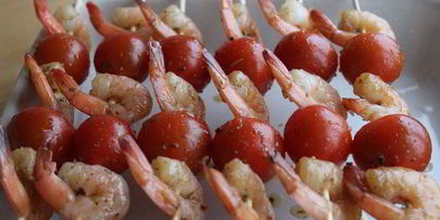 шашлычки из креветок с итальянскими травами