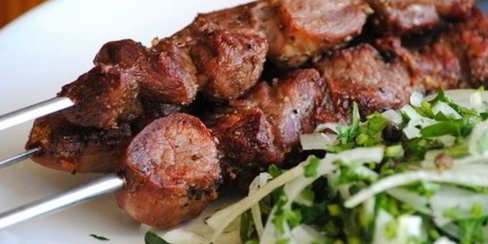 Рецепт шашлык из баранины в духовке в рукаве
