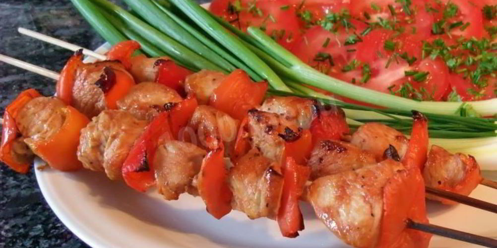 Рецепт шашлык из индейки в кефирном маринаде