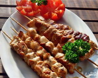 Шашлык из курицы в духовке
