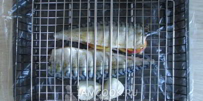 шашлык из скумбрии на решетке