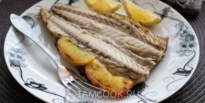 шашлык из скумбрии на решетке