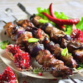 Шашлык из свиной лопатки