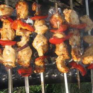 Шашлык из цыпленка в горчичном маринаде с болгарским перцем
