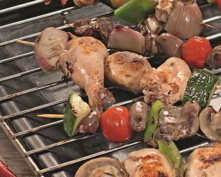 Шашлыки из курицы с овощами