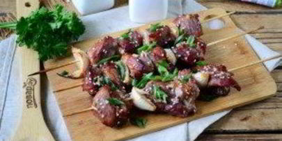 тайский шашлычок на шпажках