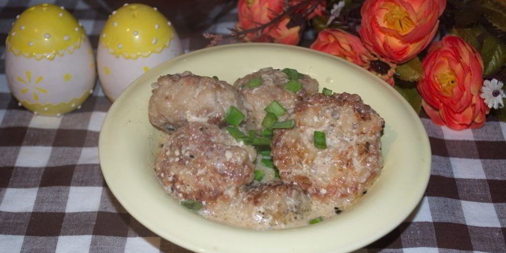 Рецепт куриные тефтели в сметанном соусе