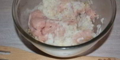 куриные тефтели в сметанном соусе