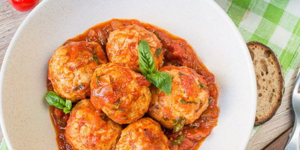 Рецепт куриные тефтели в томатном соусе
