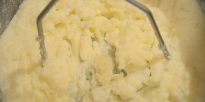 куриные тефтельки в картофельных корзиночках