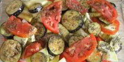 тефтели по-гречески с запеченными овощами