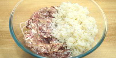 тефтели с рисом в духовке