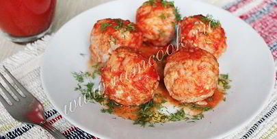 тефтели с рисом в томатном соусе