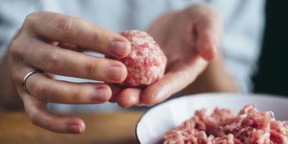 тефтели с цветной капустой в сливочно-томатном соусе