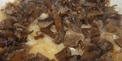 тефтели в грибном соусе с сыром