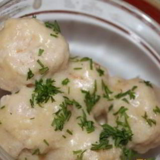 Тефтели в молочном соусе