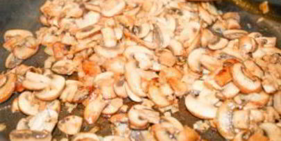 тефтели в сливочно-грибном соусе