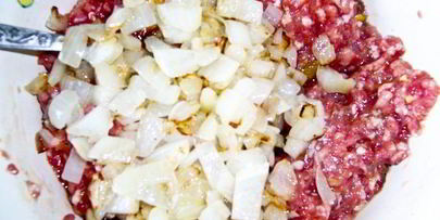 тефтели в сливочном соусе с кукурузой