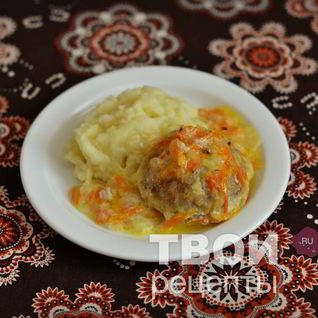 Тефтели в сметанном соусе