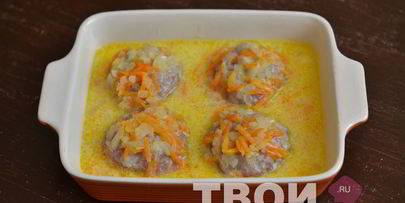 тефтели в сметанном соусе