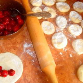 Вареники с черешней