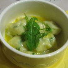 Рецепт Зеленые ньокки с руколой и масляным соусом