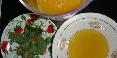 апельсиновый напиток с мелиссой