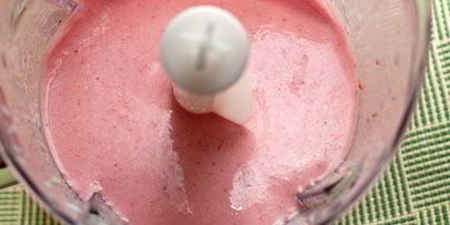 бананово-клубничный коктейль