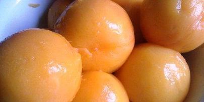 персики в сиропе