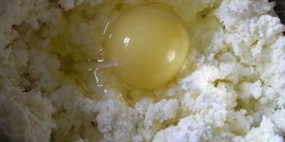 творожные булочки с мятным сиропом