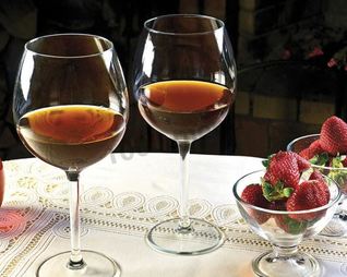 Вино из клубники клубничное