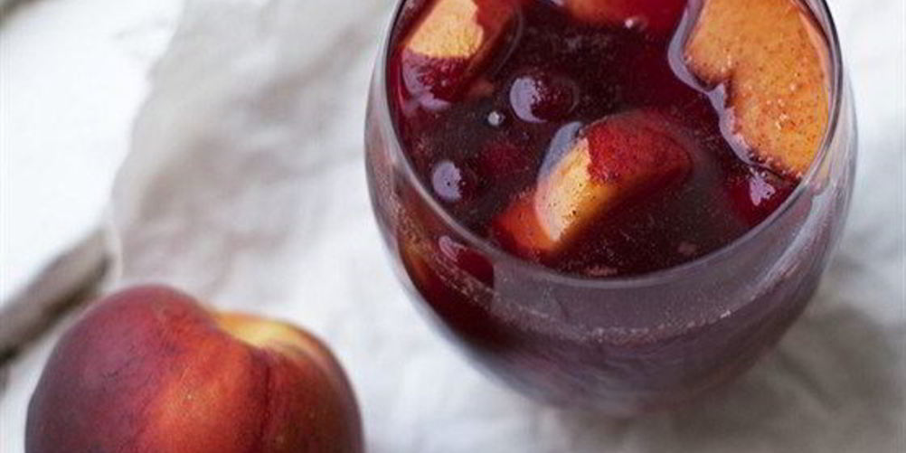 Рецепт вино красное с фруктами