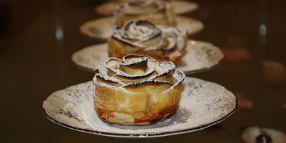 яблочные розы в абрикосовом сиропе