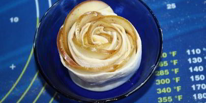 яблочные розы в абрикосовом сиропе