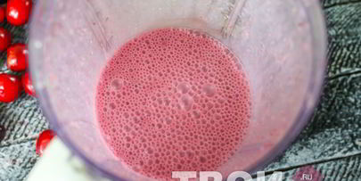 ягодный коктейль