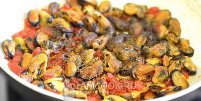 горячий салат с мидиями