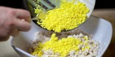 куриный салат с грибами