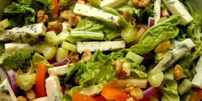 легкий салат с тыквенно-айвовой заправкой